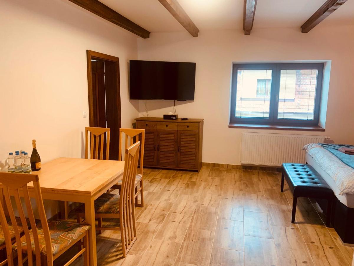Apartmany Zupanovice Dobris Εξωτερικό φωτογραφία