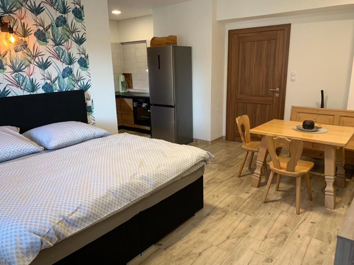 Apartmany Zupanovice Dobris Εξωτερικό φωτογραφία
